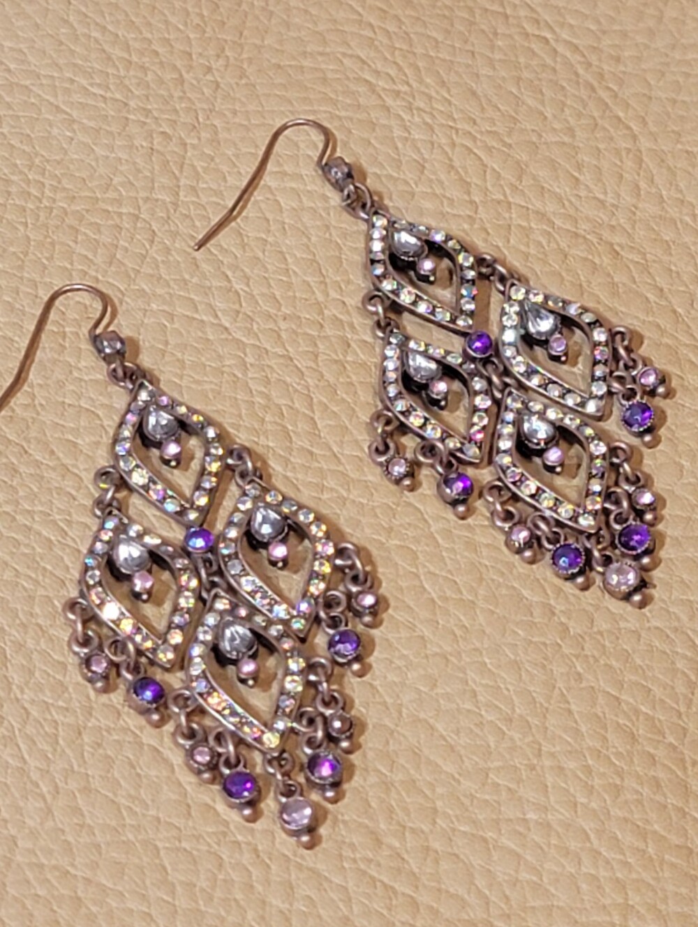 Bohemian Filigree Chandlier Dangle Earrings in Purple Pinkand Iridescent Crystal - Picture 6 of 8